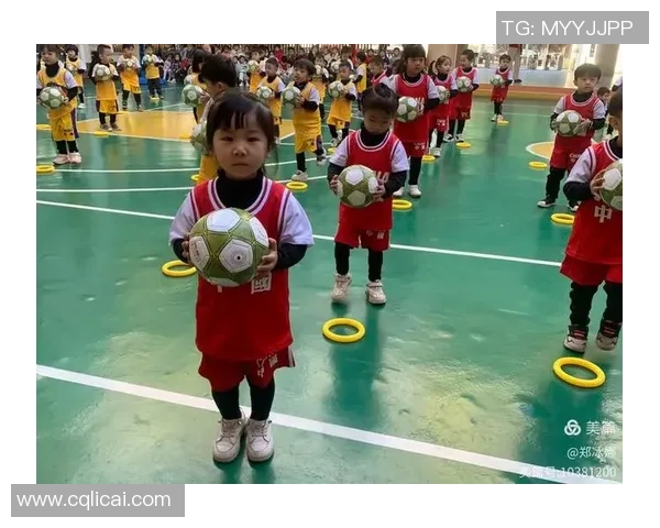 幼儿足球宝贝舞蹈教学探索快乐运动与艺术结合的创新方式 幼儿足球宝贝舞蹈教学探索快乐运动与艺术结合的创新方式