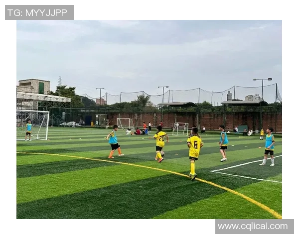 足球海滨的魅力与激情探索海边足球文化的独特风采与发展潜力